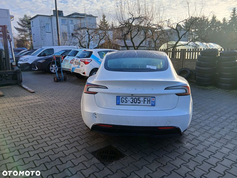 Tesla Model 3 RWD - 5