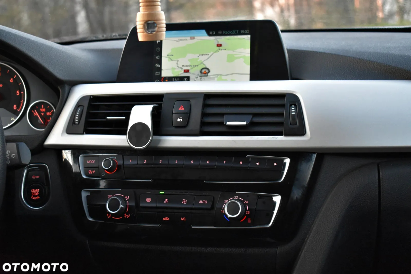 BMW Seria 3 318d Advantage - 27