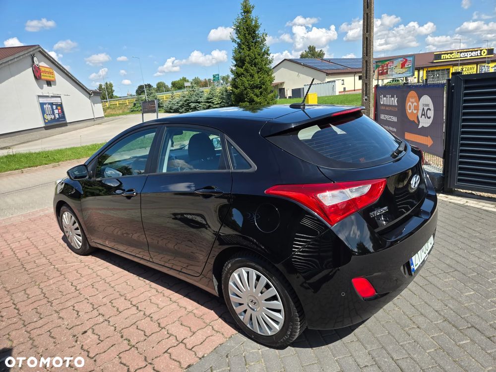 Hyundai i30 1.6 GDI Premium - 27
