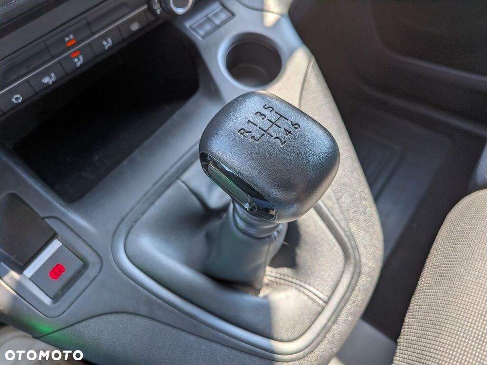 Toyota PROACE CITY - 16