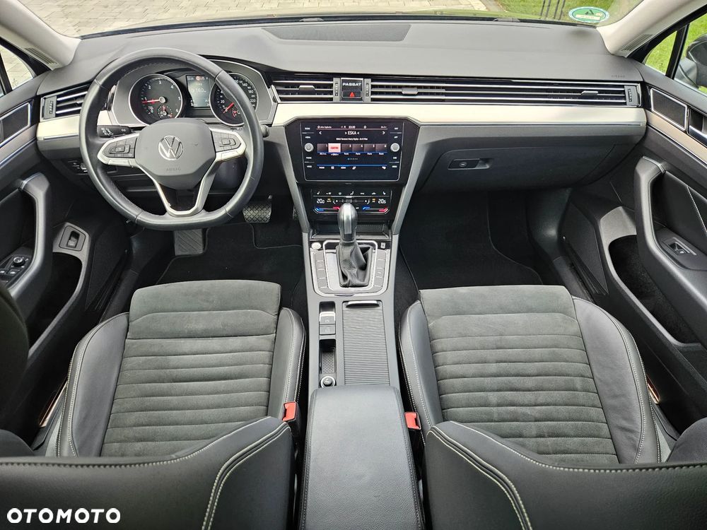 Volkswagen Passat - 26