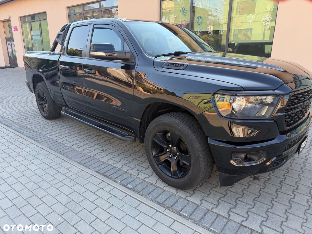 RAM 1500 Crew Cab Shortbed Bighorn - 16