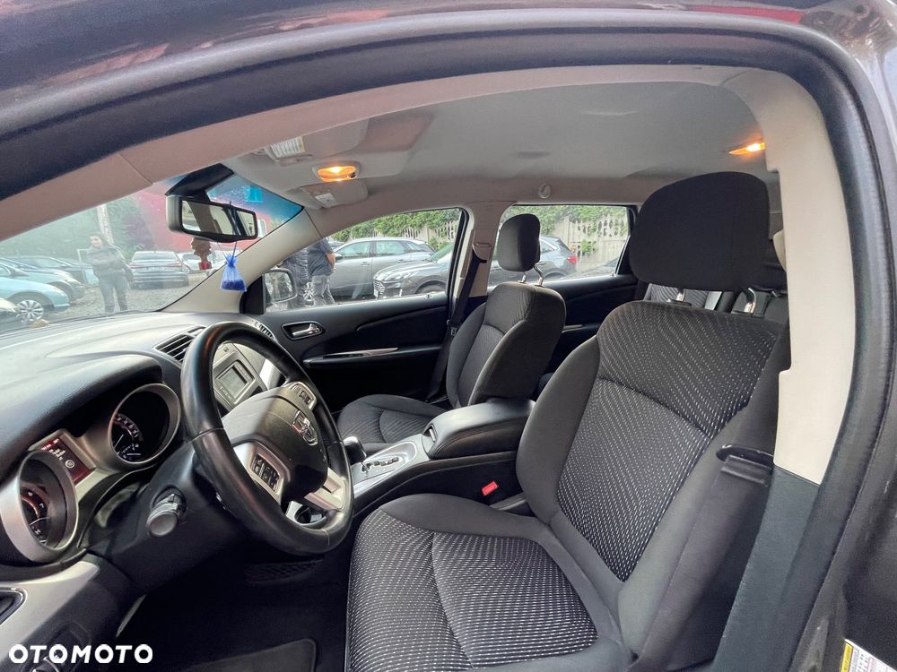 Dodge Journey - 16
