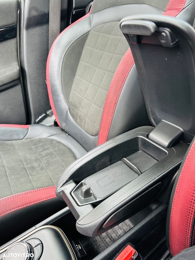 Mini Countryman - 12