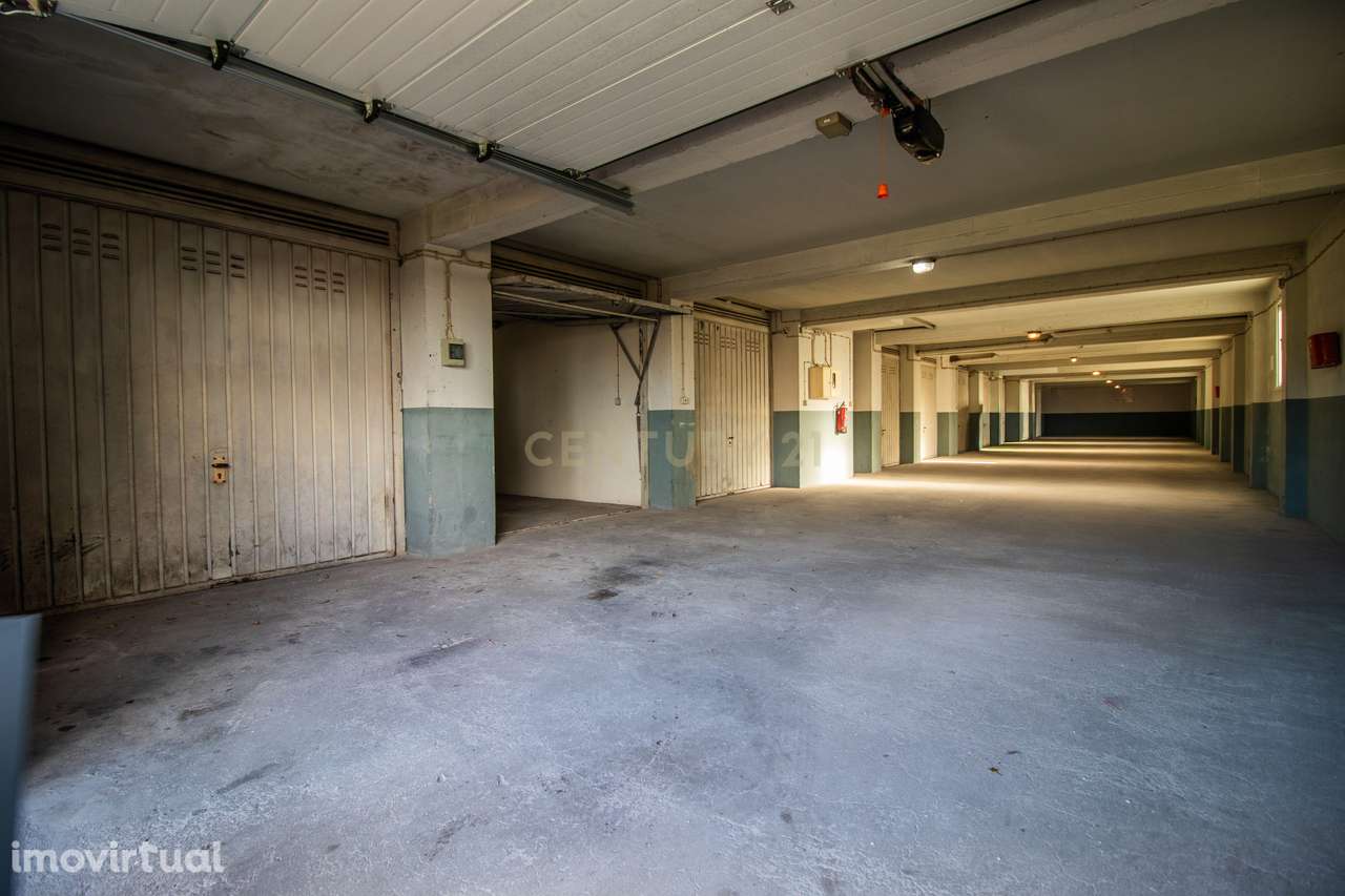 Garagem à venda em Tavarede, Figueira da Foz - 17m² - Grande imagem: 2/11