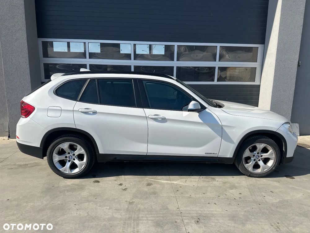 BMW X1 sDrive18d xLine - 2