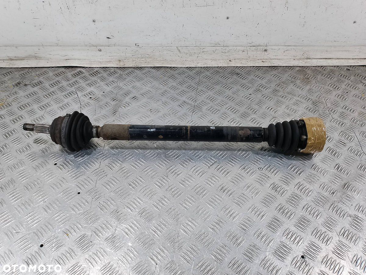 PÓŁOŚ PRAWA PRZÓD SEAT CORDOBA I 1.4 MPI - 1