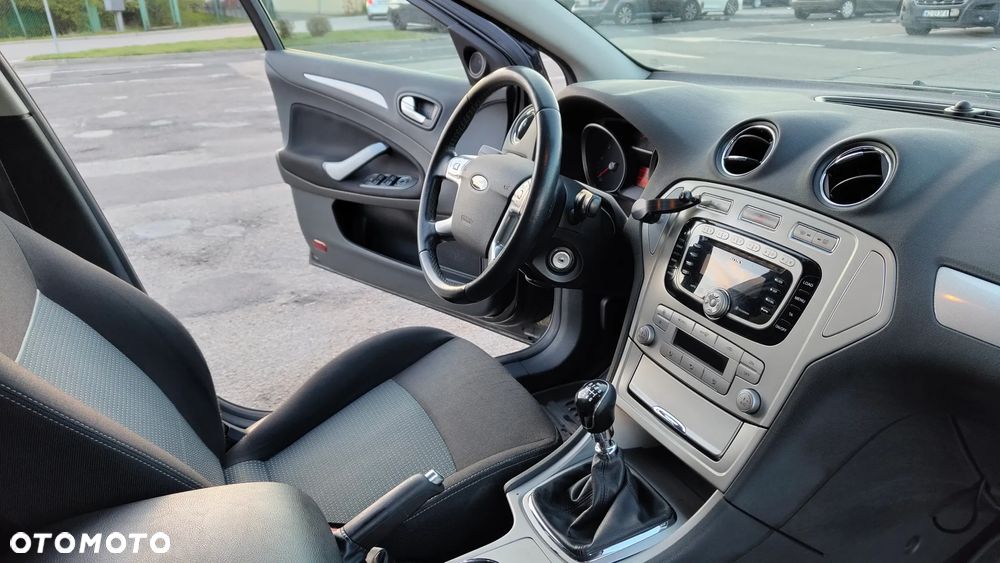 Ford Mondeo 2.0 TDCi Trend - 22