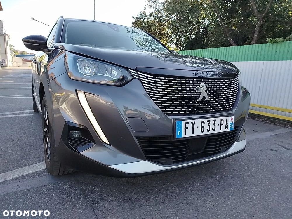 Peugeot 2008 PureTech 130 EAT8 Allure - 25