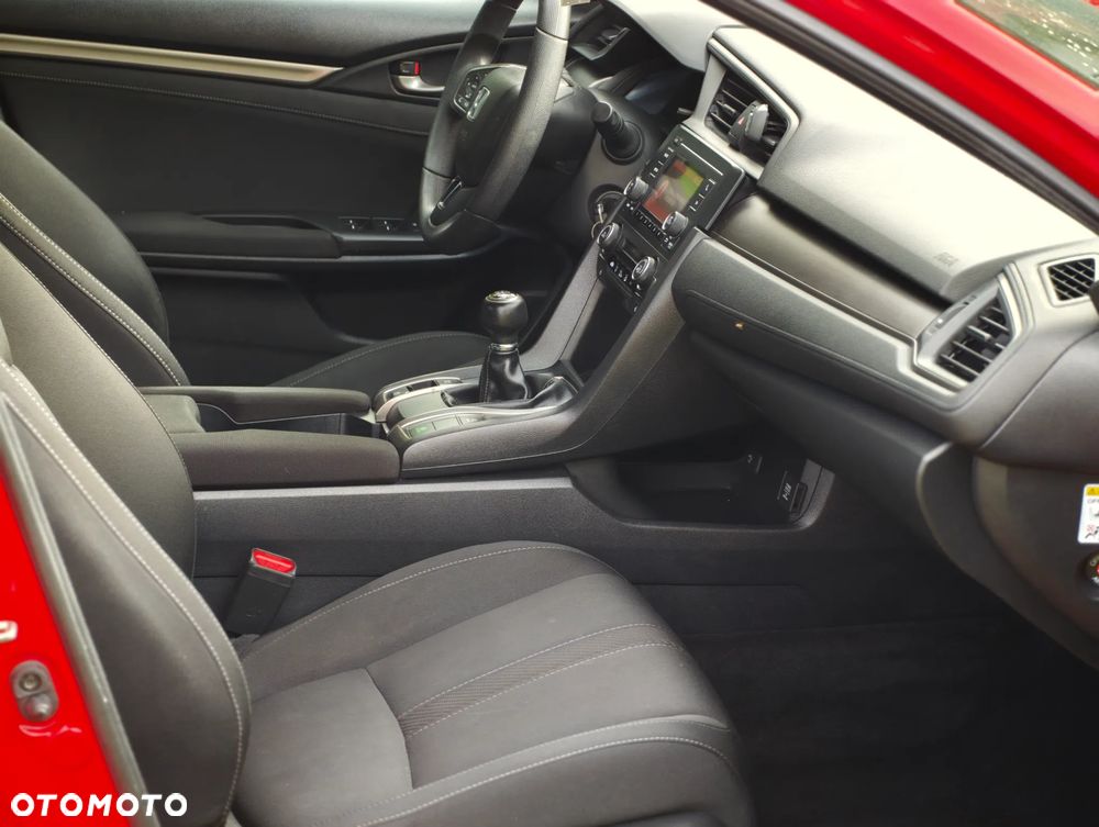 Honda Civic 1.0 i-VTEC Turbo Comfort Sport Line - 27