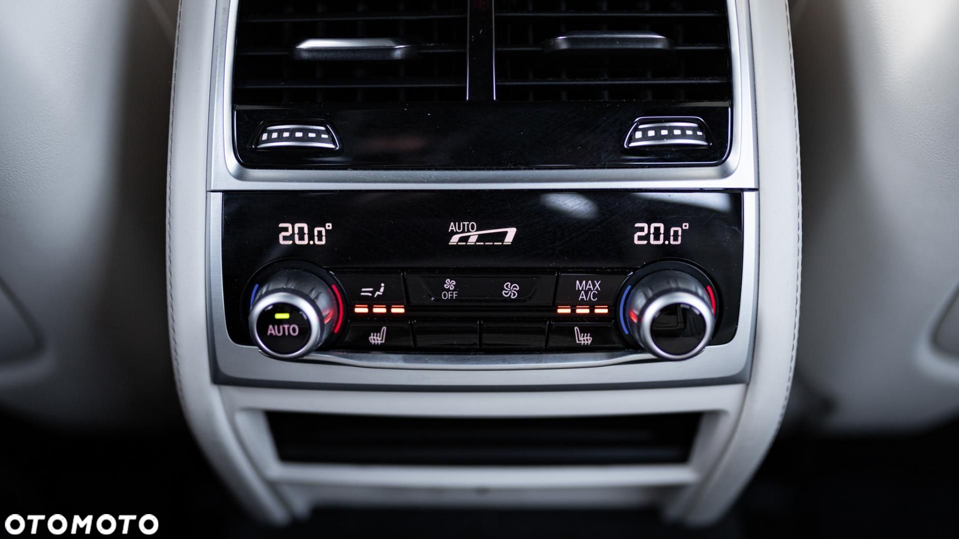 BMW Seria 7 - 35