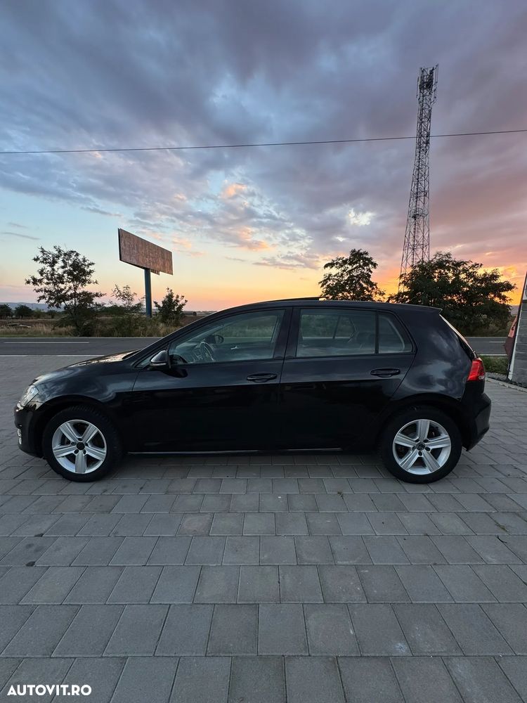 Volkswagen Golf - 4