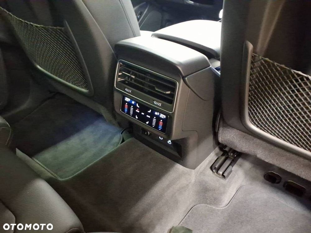 Audi Q8 - 7