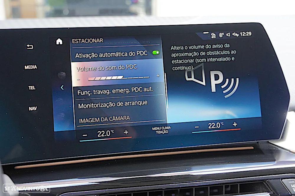 BMW 225xe Active Tourer e xDrive Edição Optimized - 35
