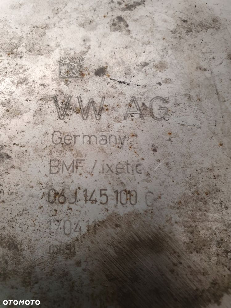 POMPA VACUM AUDI A4 A3 A6 VW 2,0 TFSI 06J145100C - 4