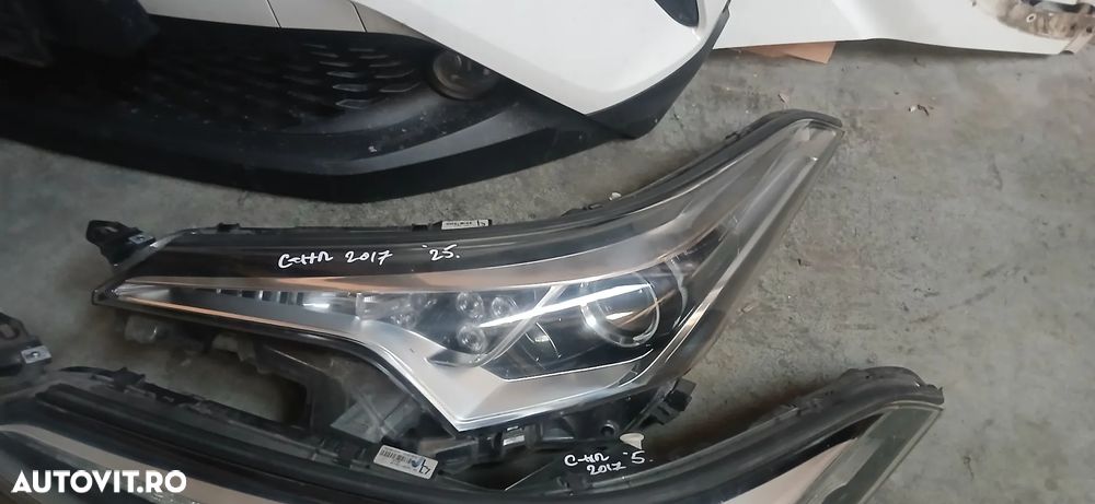 Fata Toyota C-HR 1.8 hybrid 2018 - 9