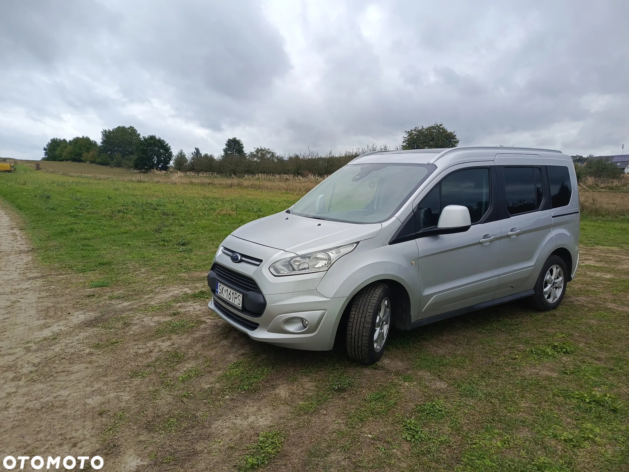 Ford Tourneo Connect 1.5 TDCi Titanium - 2