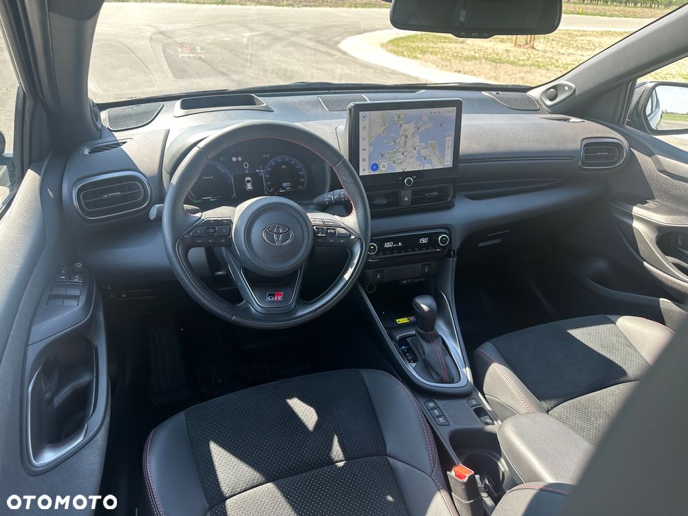 Toyota Yaris 130 1.5 VVT-i GR SPORT - 14