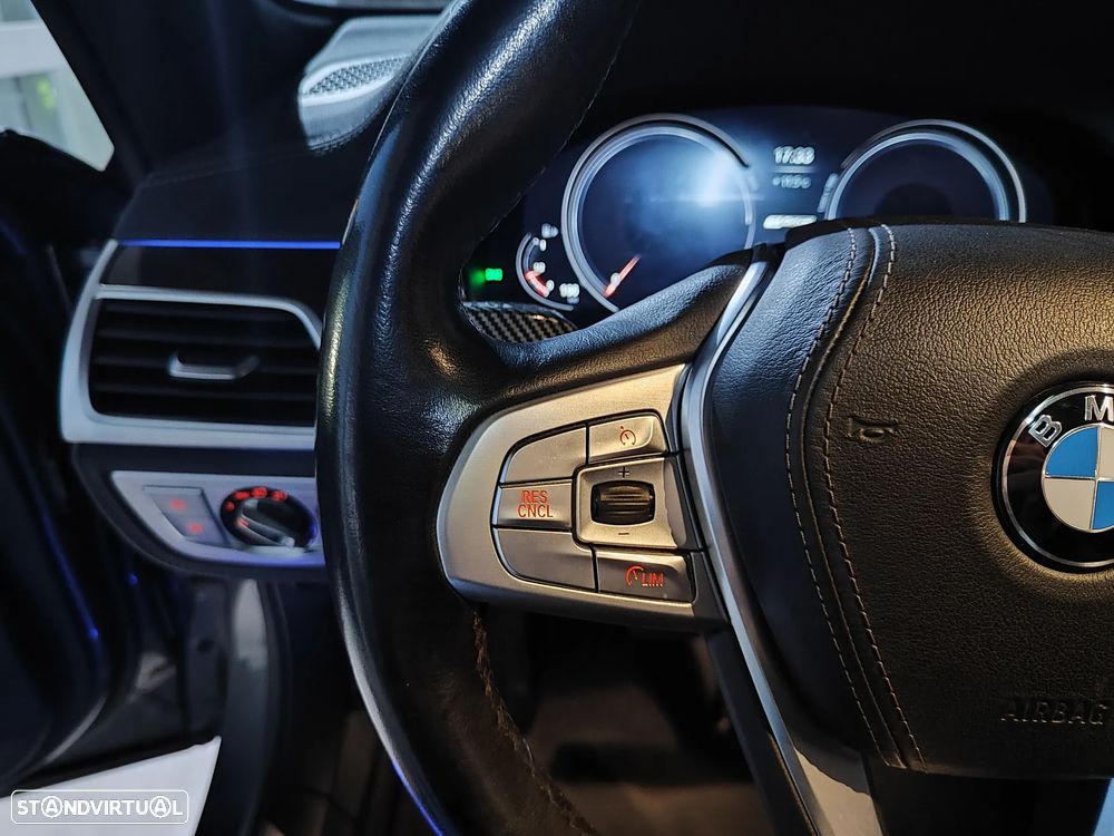 BMW 740 e iPerformance Pack M - 29