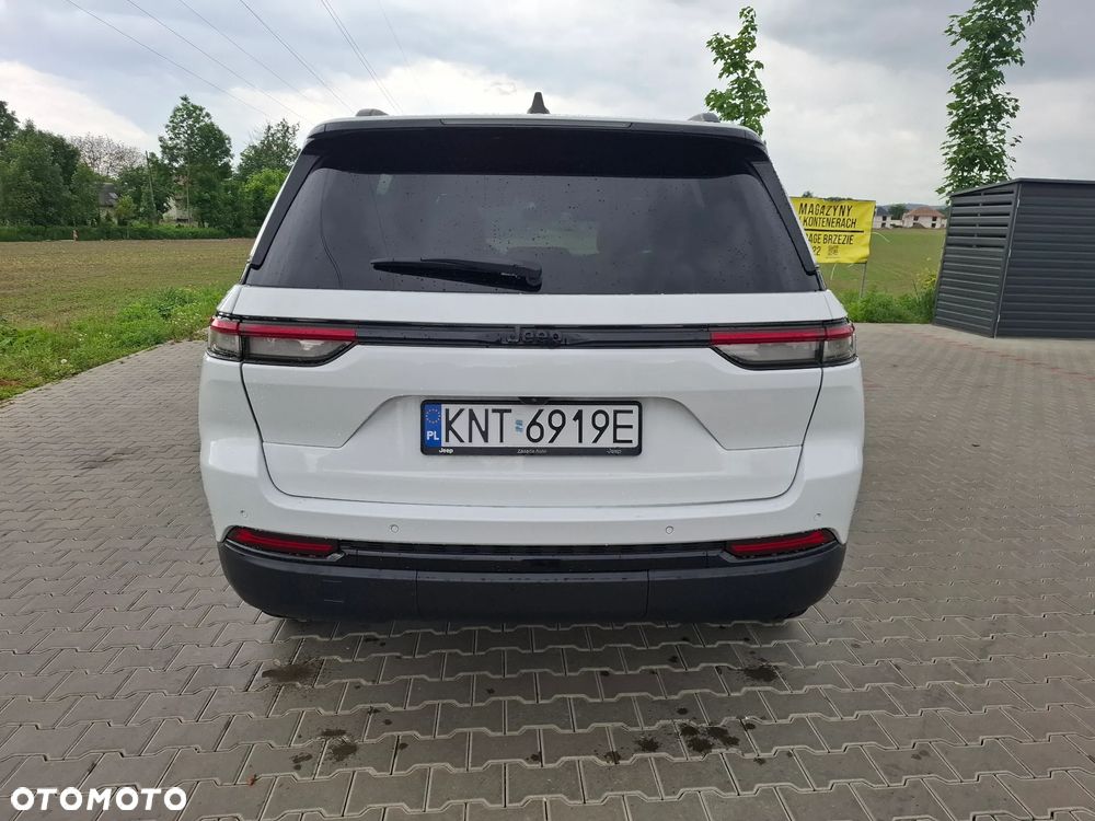 Jeep Grand Cherokee - 7