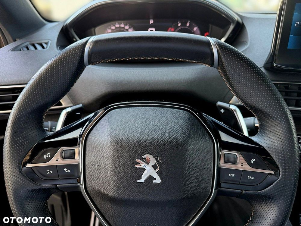 Peugeot 5008 - 19
