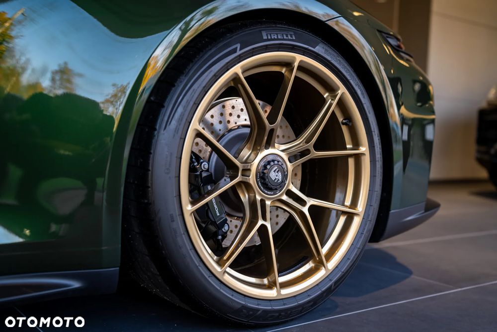 Porsche 911 GT3 Touring PDK - 29