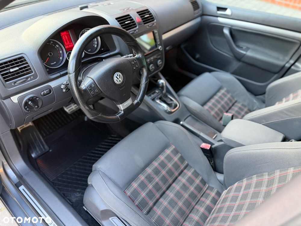 Volkswagen Golf 2.0 GTI DSG - 10