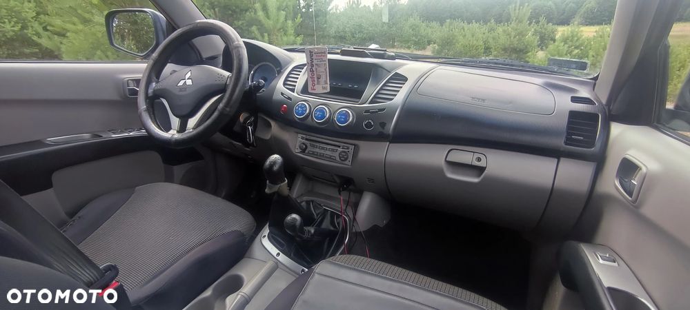 Mitsubishi L200 - 5
