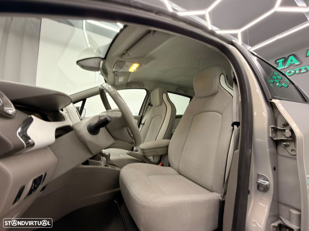 Renault Zoe (c/ Bateria) 41 kwh Life - 17