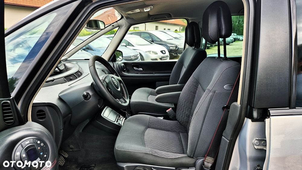 Renault Grand Espace 2.0 Tech Run - 32