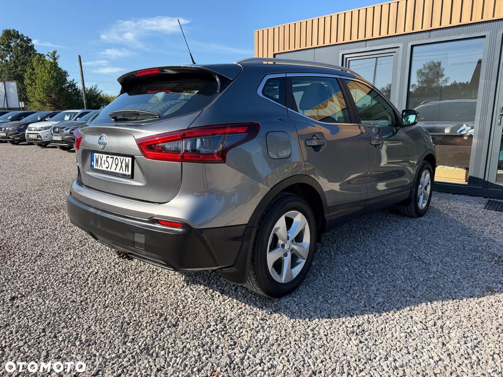 Nissan Qashqai 1.3 DIG-T N-Connecta EU6d - 14