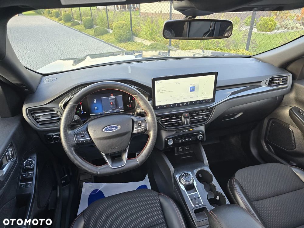 Ford Kuga - 26