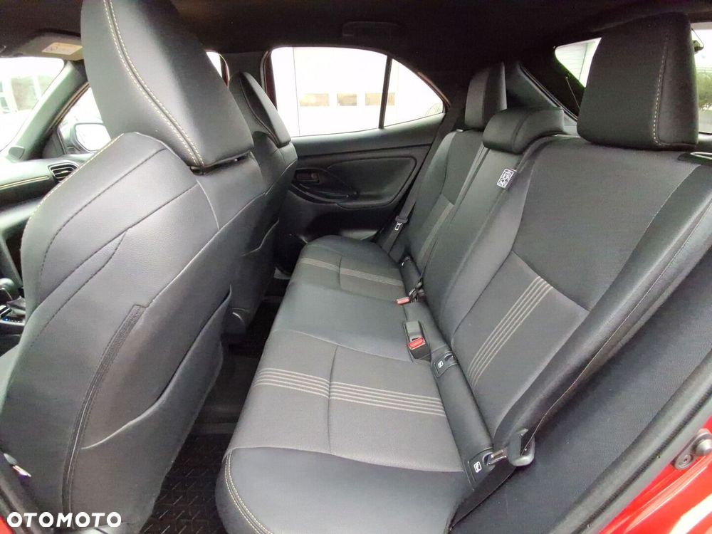 Toyota Yaris Cross Hybrid 1.5 Adventure - 13