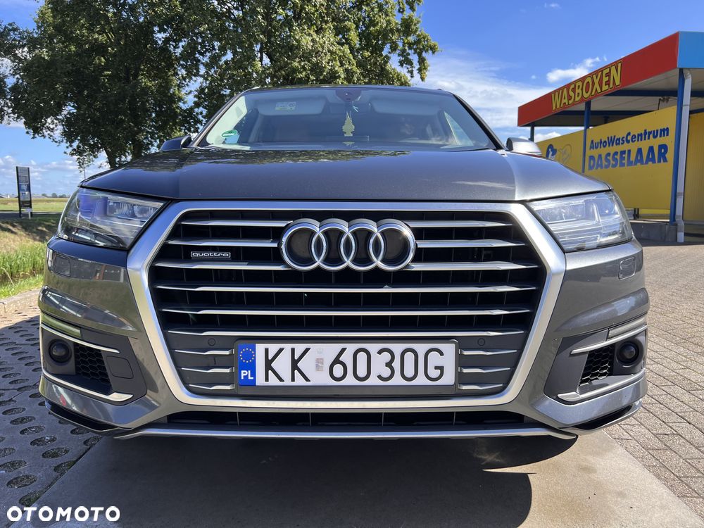 Audi Q7 - 9