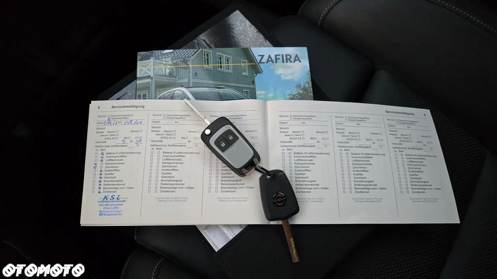 Opel Zafira - 32