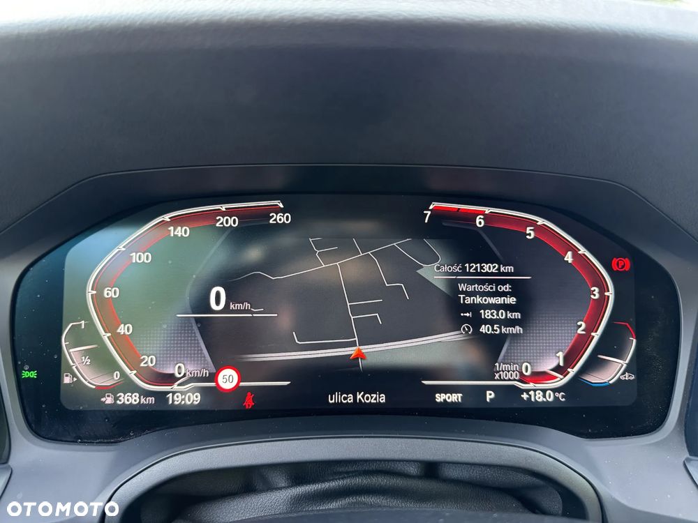 BMW Seria 3 330i - 7