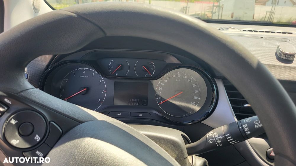 Opel Crossland - 3