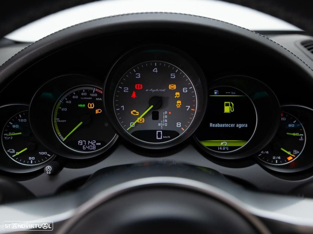 Porsche Cayenne S - 28