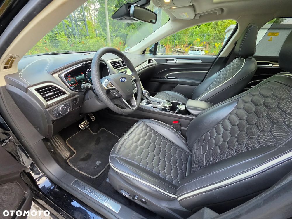 Ford Mondeo 2.0 TDCi PowerShift-Aut Allrad Vignale - 28