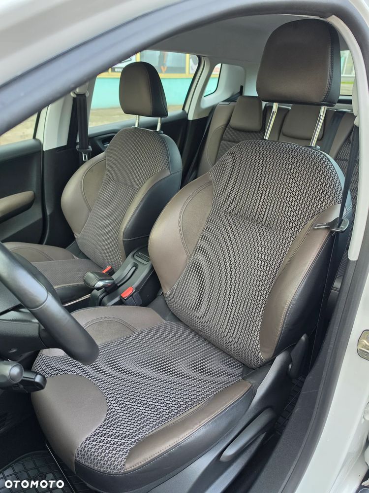 Peugeot 2008 1.6 VTi Allure - 21