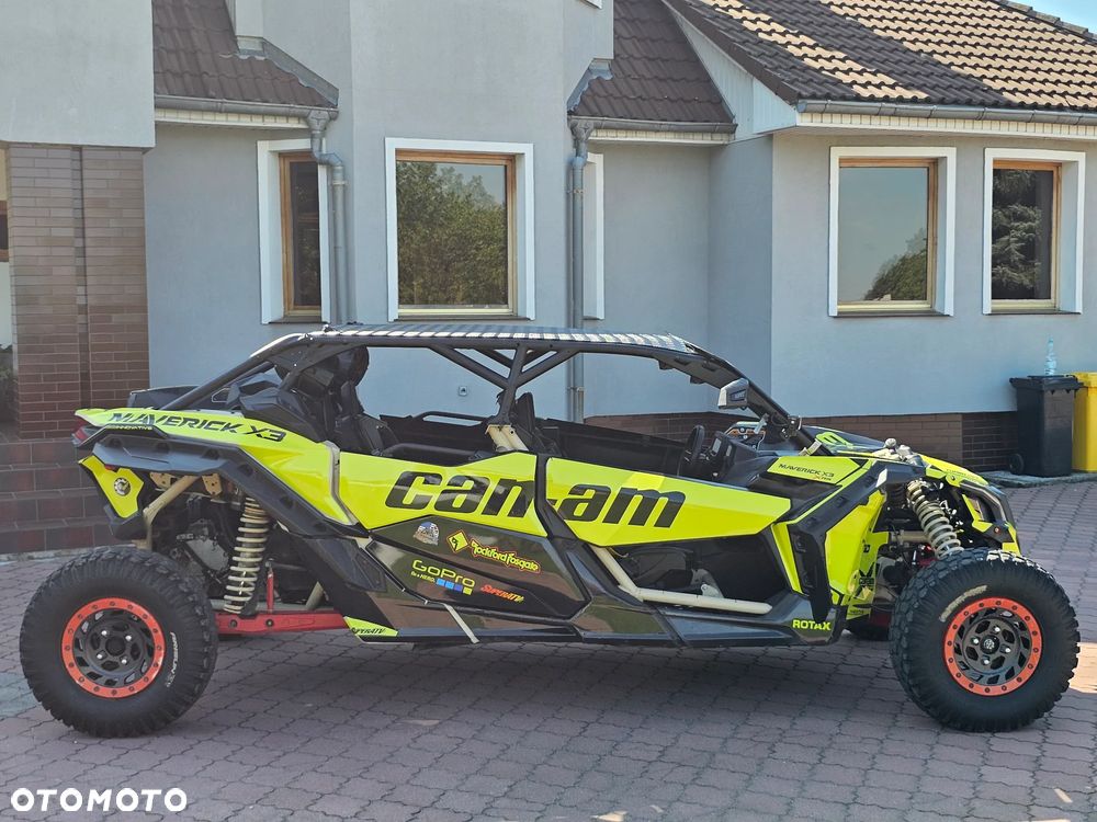 Can-Am Maverick - 2
