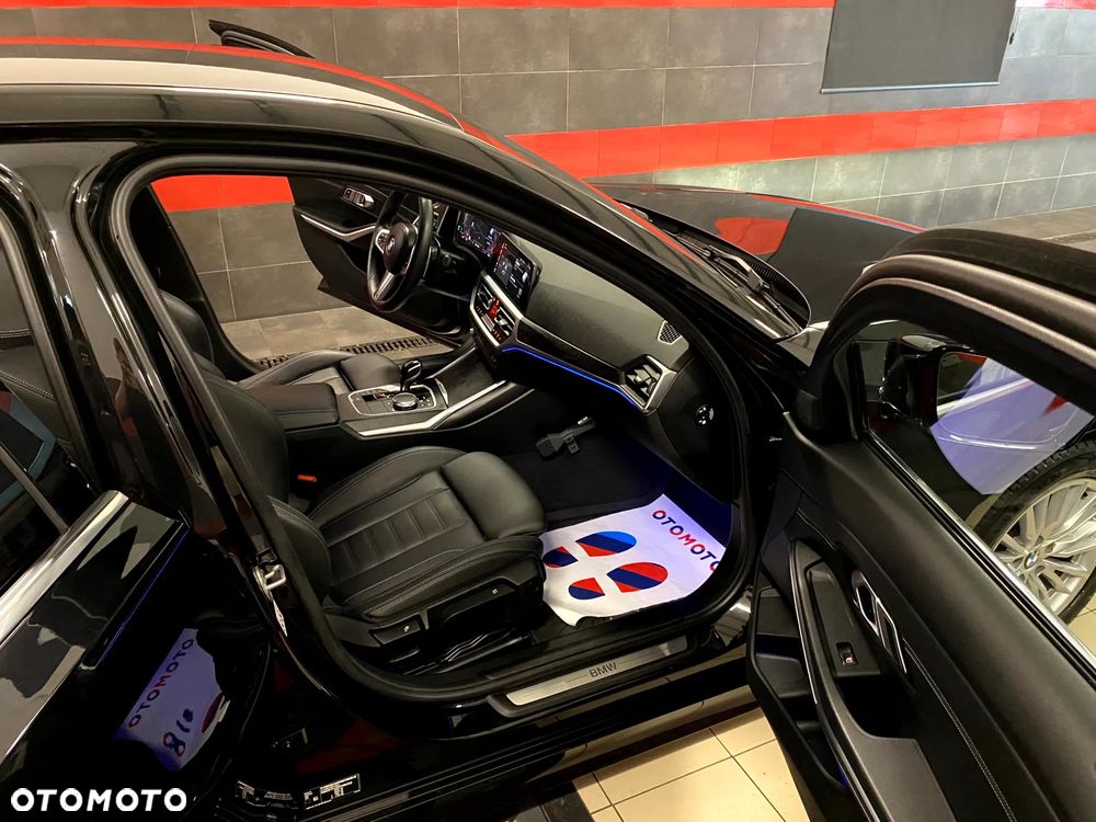 BMW Seria 3 320i GPF M Sport Shadow sport - 19