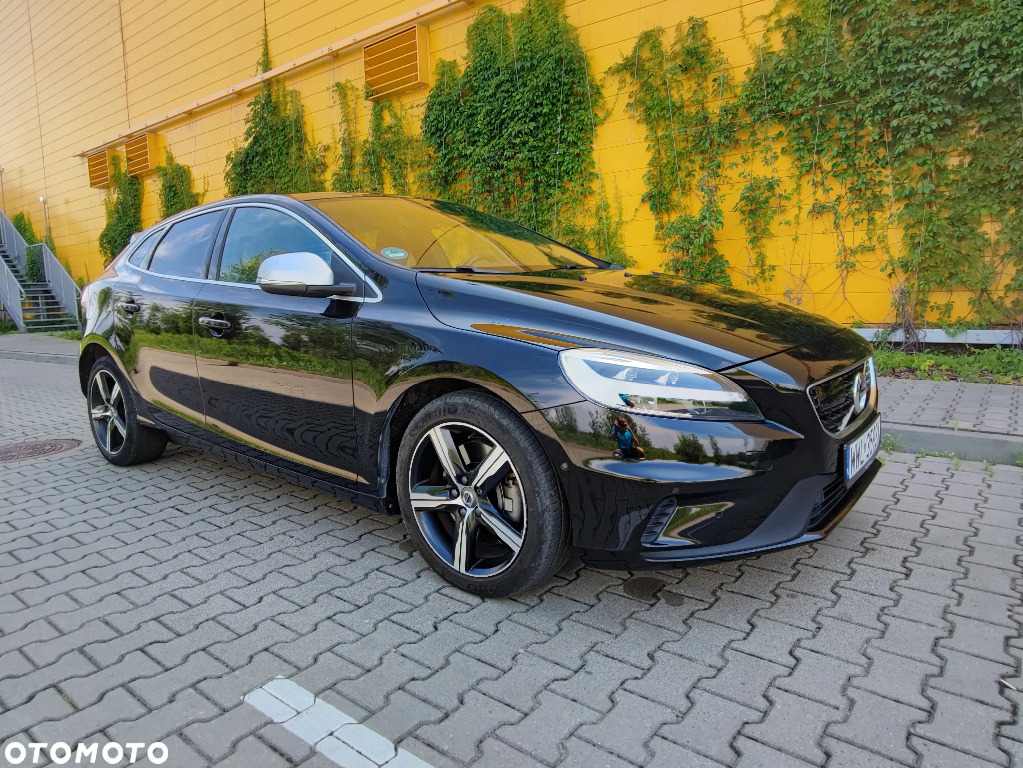 Volvo V40 T3 Geartronic RDesign - 4