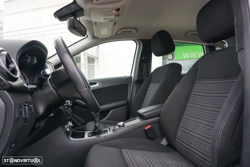 Mercedes-Benz B 180 CDI BlueEFFICIENCY - 16