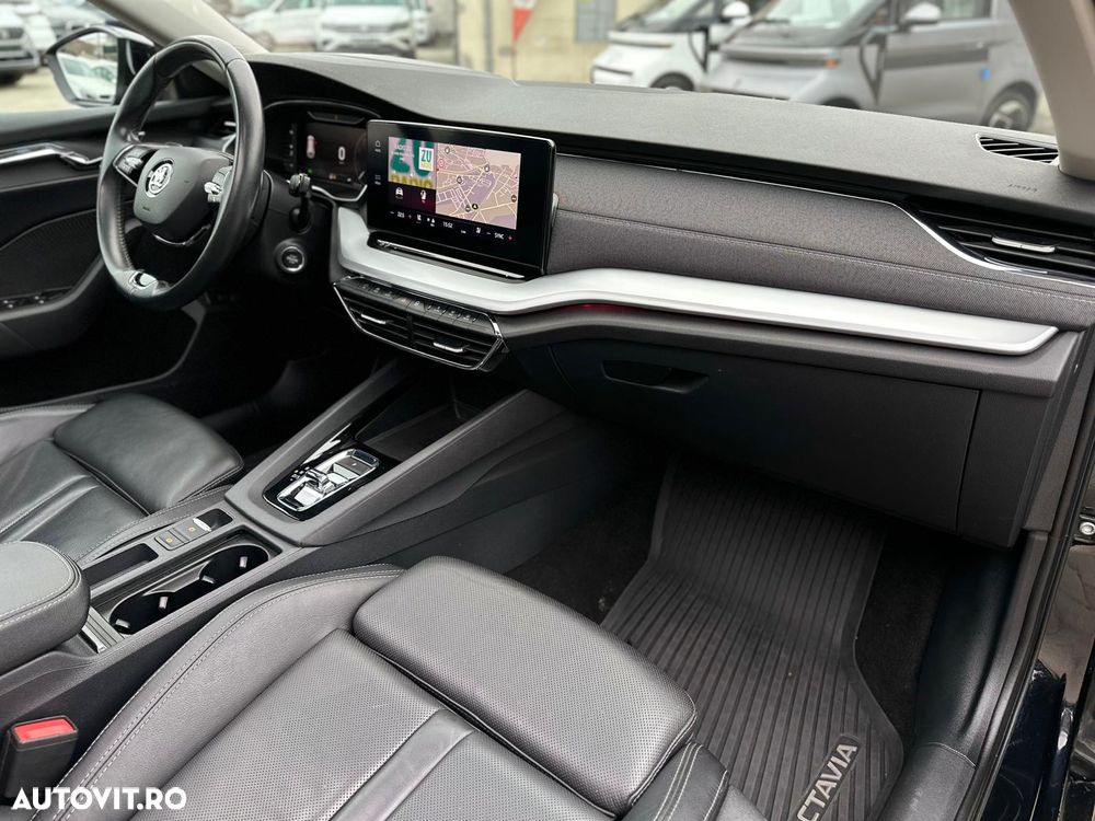 Skoda Octavia 2.0 TDI DSG Style - 16