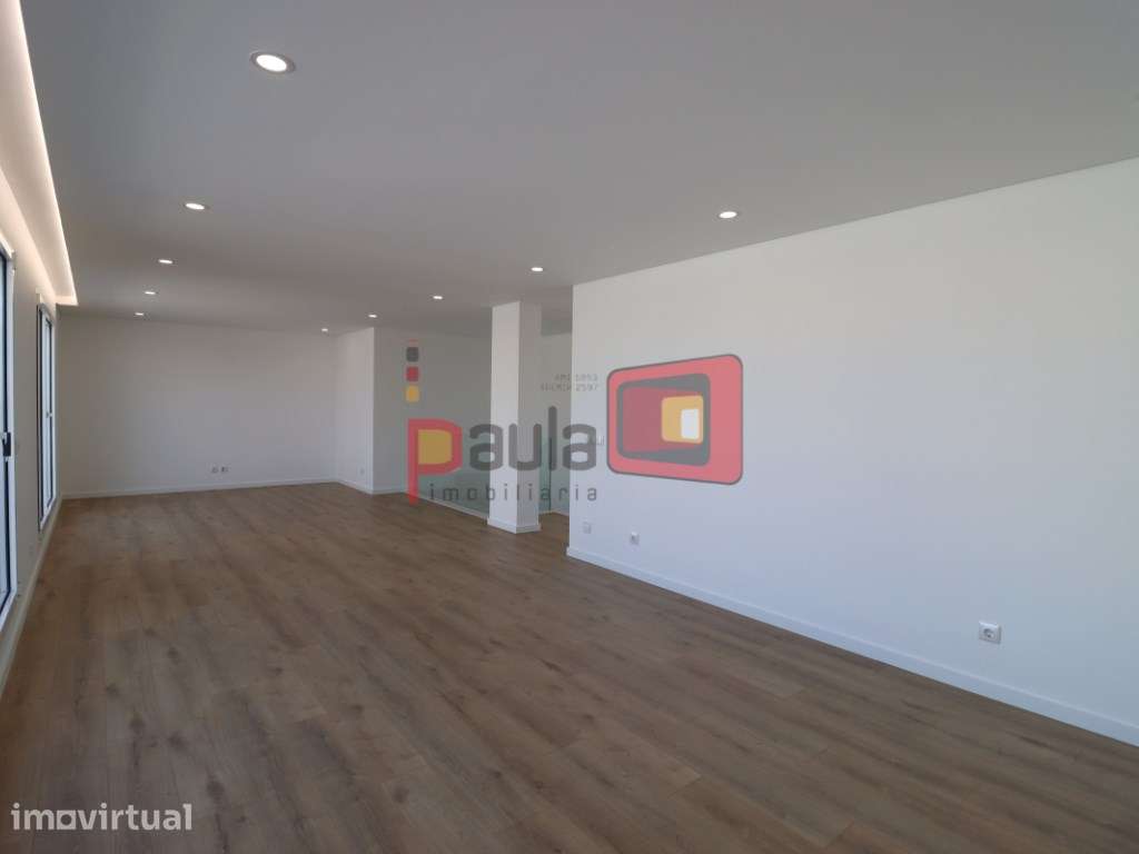 APARTAMENTO T4 DUPLEX NOVO - MONTIJO - Grande imagem: 5/46