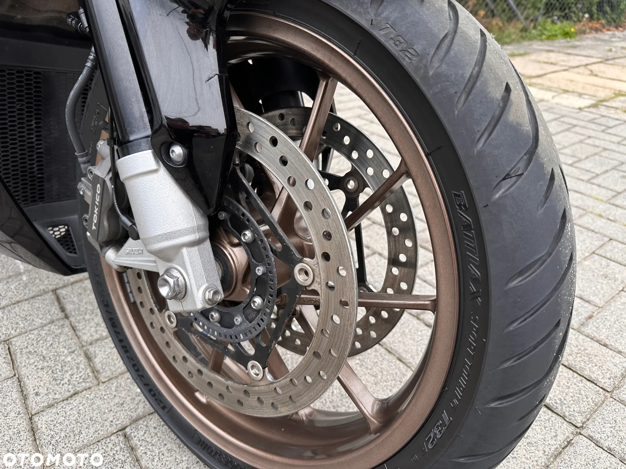 Honda VFR - 24