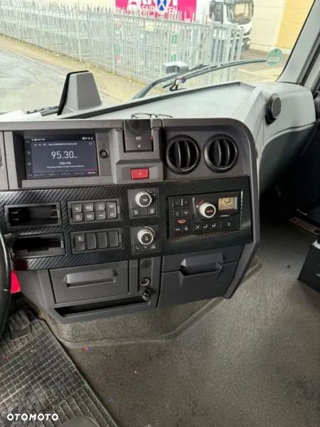 Renault T HIGH 480 - 19