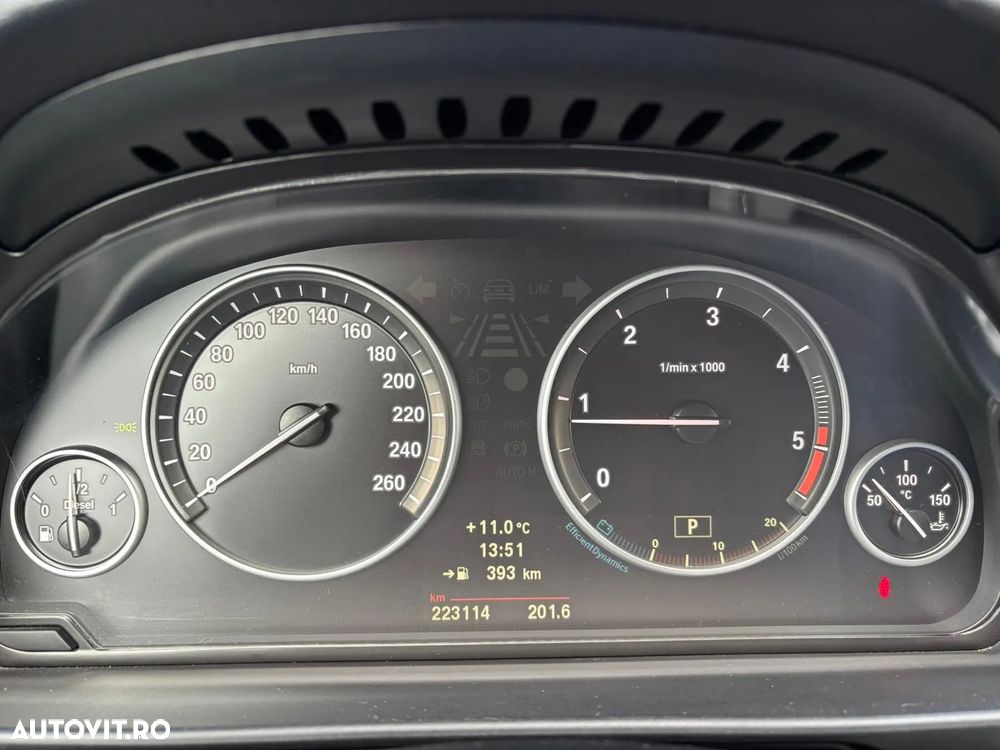 BMW Seria 5 520d - 22