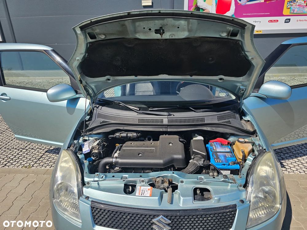Suzuki Swift 1.3 DDiS 16v GLX - 8